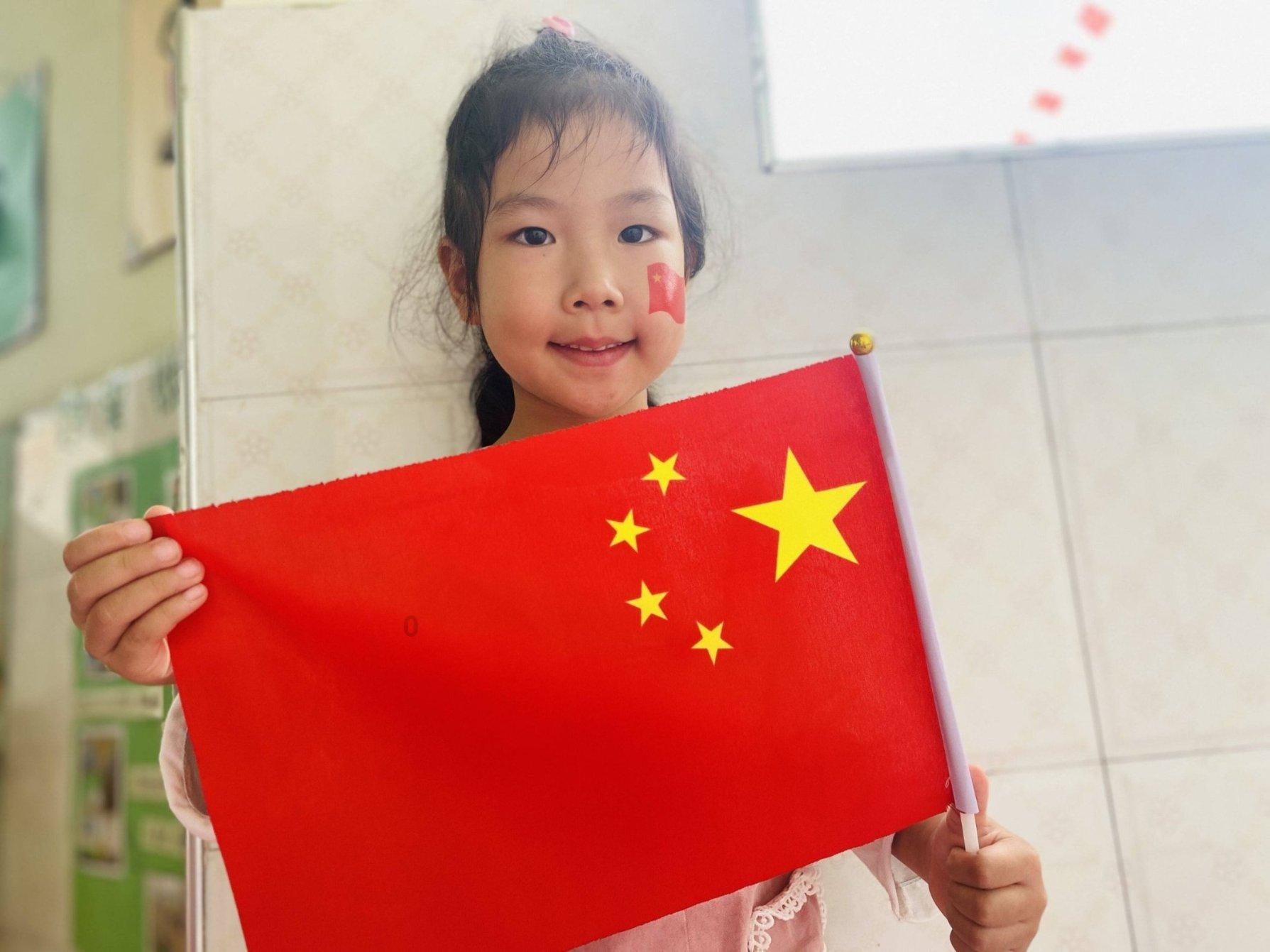 开心麻花新话剧又“踩雷”了，低俗烂梗比比皆是，踩雷次数多！
